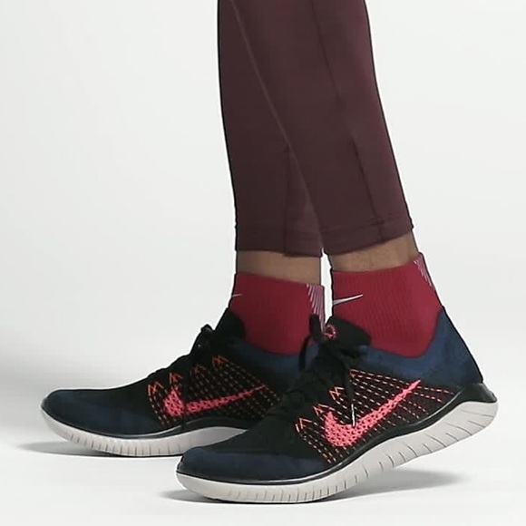 weird nike running shoes